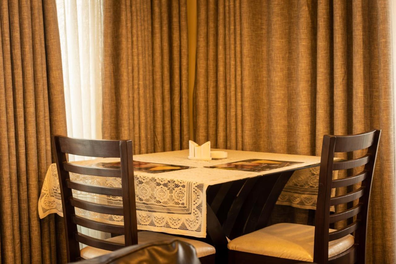 Classic Serviced Apartments Jawlakhel Exterior foto